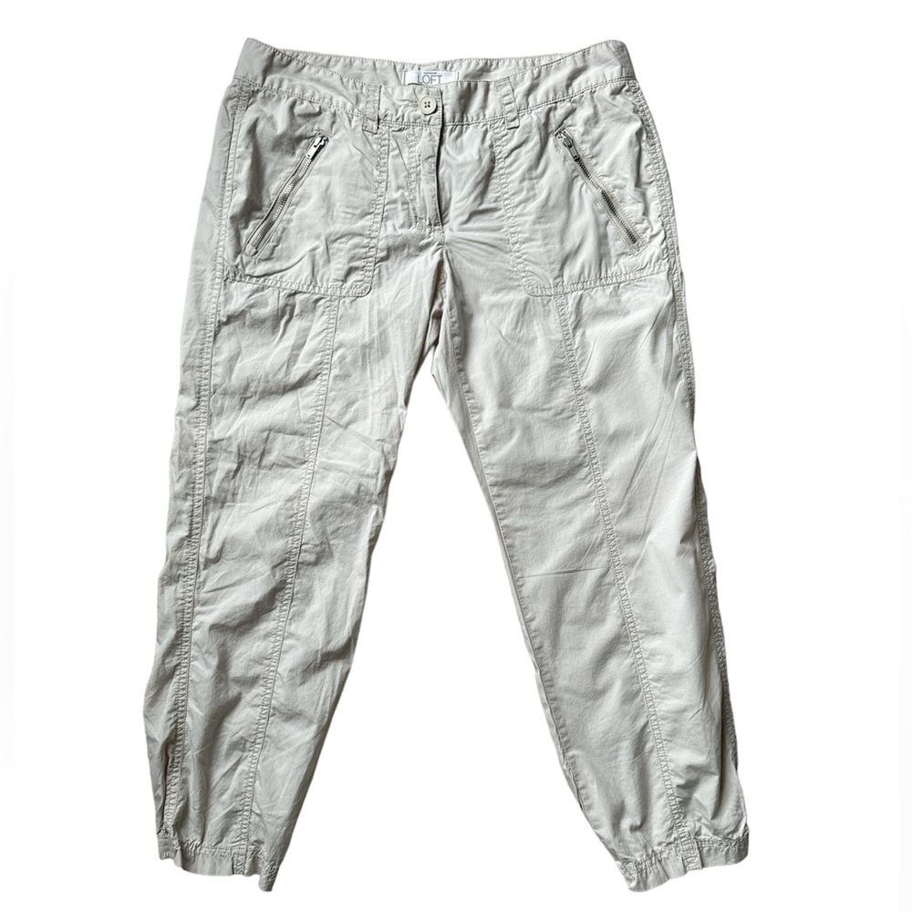 Ann Taylor LOFT lightweight khaki casual pants size 2